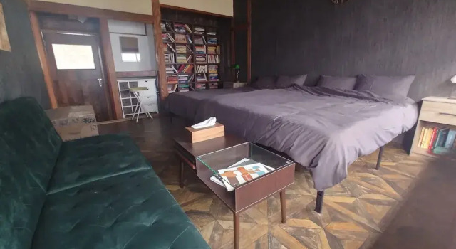 Wonderlust Inn, Забронировать Гостевой дом Гостевые дома Камакура, рядом с Железнодорожная станция Камакура, Гостевой дом
