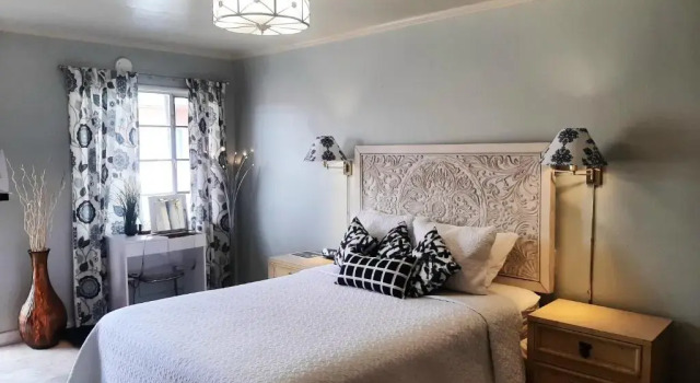 Студия HARRYS MAN CAVE - A Vintage Motel on the Historic 395 route - The New Star Motel Experience