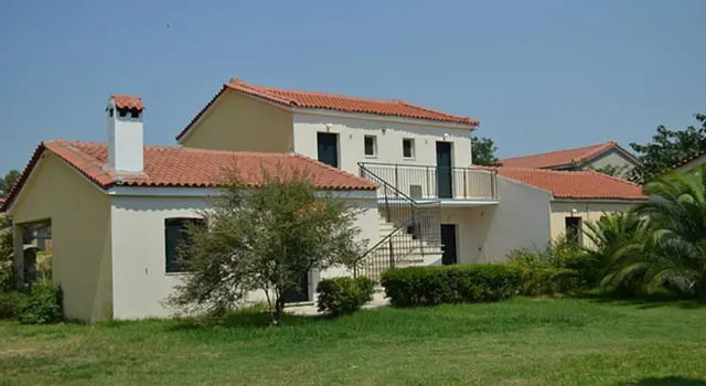 Paleros Garden Village Resort, Book Resort Paleros 
