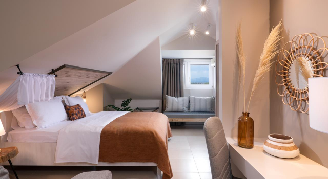Полулюкс Мансарда ELLE Rooms & Suites