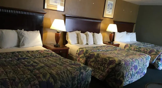 Blue Seal Inn, Забронировать Отель Отели Пизмо-Бич с парковкой, рядом с Sans Liege Wines, Парковка