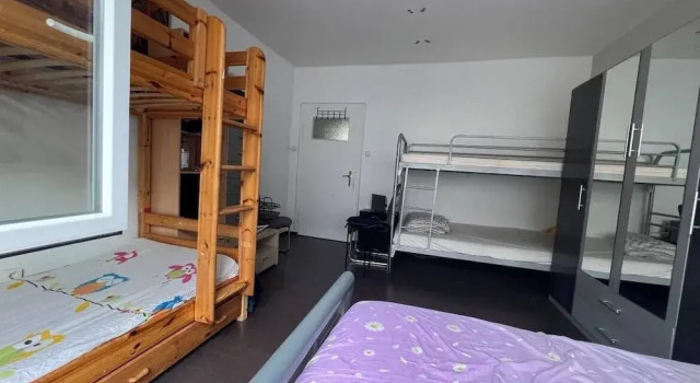Voltastraße 22, Book Hostel Hostels in Hannover, Hostel