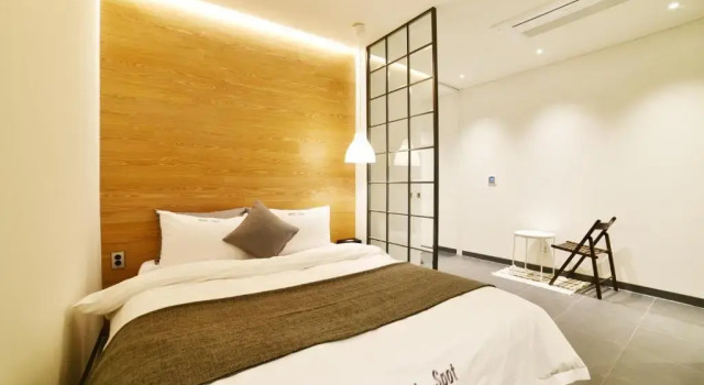 Двухместный номер Standard с видом на сад Gwangju Hotel the spot