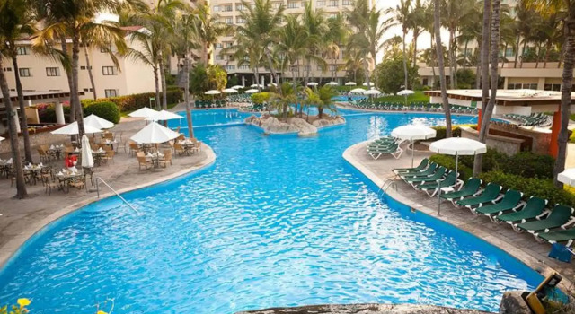 Ocean Breeze Hotel Mazatlan, Book Hotel Mazatlán 