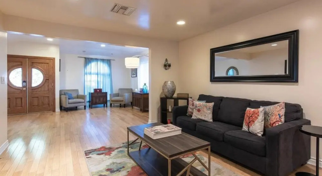 North Hollywood Spacious Vacation Paradise 3 Bdr, 预订 酒店 North Hollywood 圣费尔南多谷