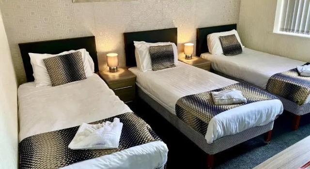 Семейный номер Standard Royal Seabank Hotel