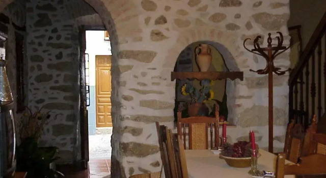 Коттедж с балконом и с красивым видом из окна Casa Rural Churruca