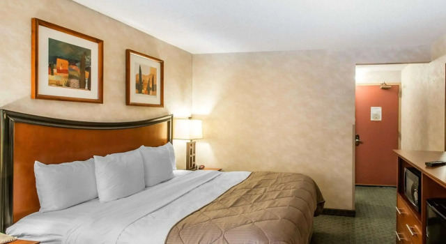 Двухместный номер Standard Quality Inn and Conference Center Greeley Downtown