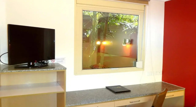 Latitude20 Cattrall Park Motel, Buchen Sie Motel Karratha Pilbara