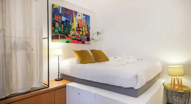 Charming Studio Apartment for 2 - Bastille, Забронировать Апартаменты/квартира Отели Парижа с парковкой, рядом с Quinze-Vingts Eye Hospital, Парковка