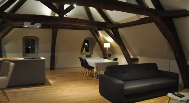 Clos St Eusèbe Appartement cœur de ville, Забронировать Апартаменты/квартира Отели в центре Осер с завтраком, отели в центре Осер с завтраком