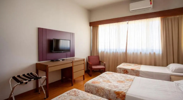 Трёхместный номер Standard Hotel Nacional Inn Belo Horizonte
