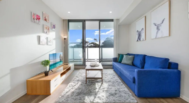 Wentworthville 2 Bedrooms 2 Bathrooms with Free Parking by KozyGuru, Забронировать Апартаменты/квартира Уэнтвортвилл Sydney Region