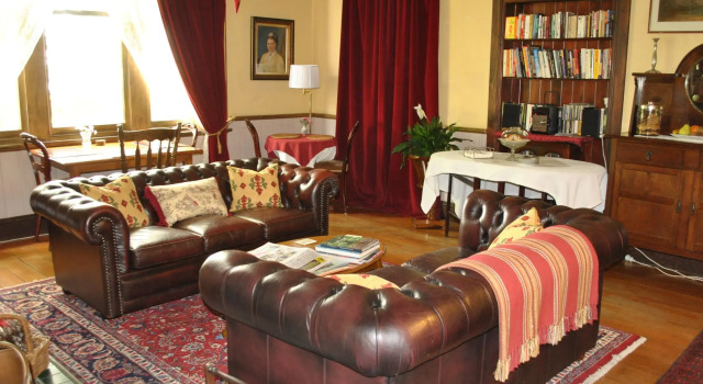 Kurrara Historic Guest House, Забронировать Гостевой дом Катумба Голубые горы, рядом с Prince Henry Cliff Walk Trailhead