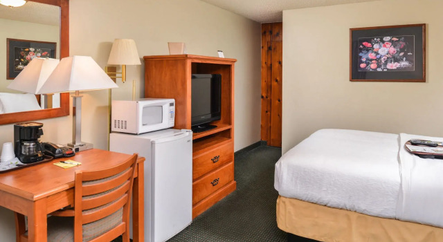 Courtesy Inn Downtown Eugene