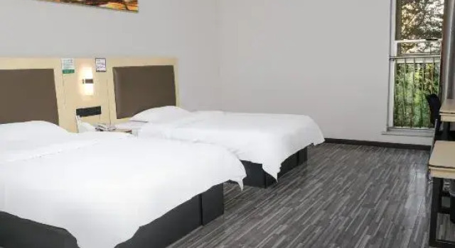 Jingmen Lanting Hotel, Rezerwuj Hotel Hotele w Jingmen z parkingiem, Parking