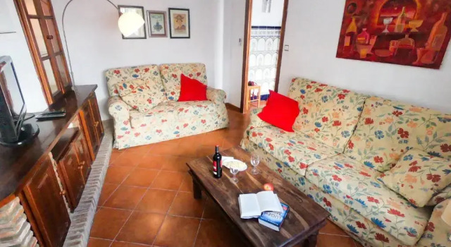 Conil town house with roof terrace and great views