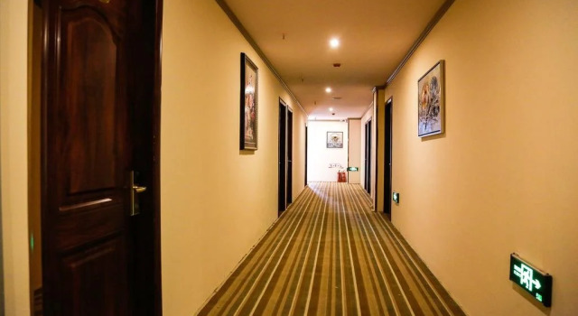 Xipuling Hotel