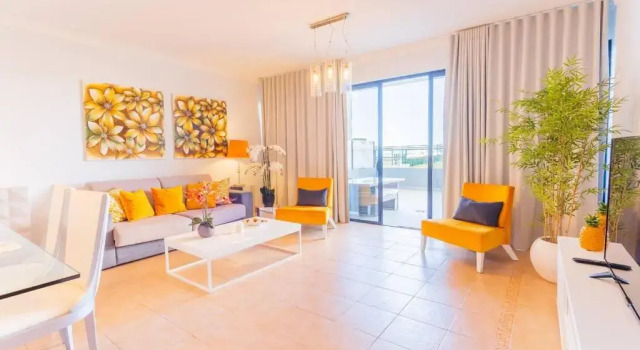 5 bedrooms in Privileged area with Ocean View, Rezerwuj Hotel Serra de Agua Funchal