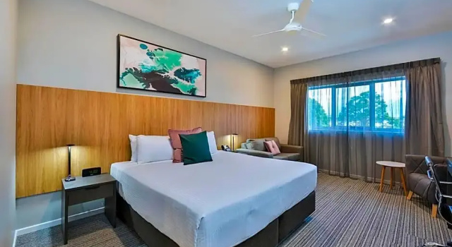 Номер Standard Best Western Plus North Lakes Hotel
