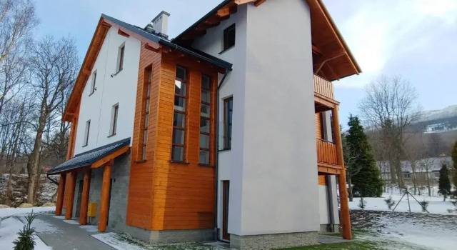 Apartamenty EverySky - Emilii Plater 18-18A, Забронировать Апартаменты/квартира Карпач 