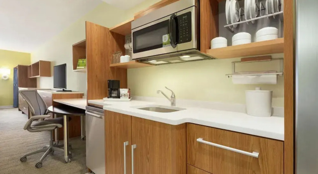 Двухместный номер Standard Home2 Suites by Hilton Roseville Minneapolis