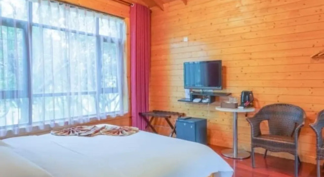 Comfort huone Phoenix Hotspring Resort