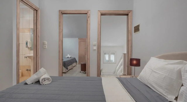 Апартаменты Adonis Hotel