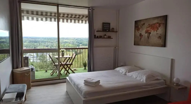 Studio Charmant avec vue magnifique!, Rezerwuj Apartament Montrichard 