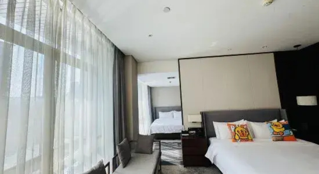 Семейный люкс Ease Hotel