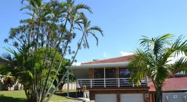 Palmtree Place, Забронировать Отель Умкомас Durban South Coast