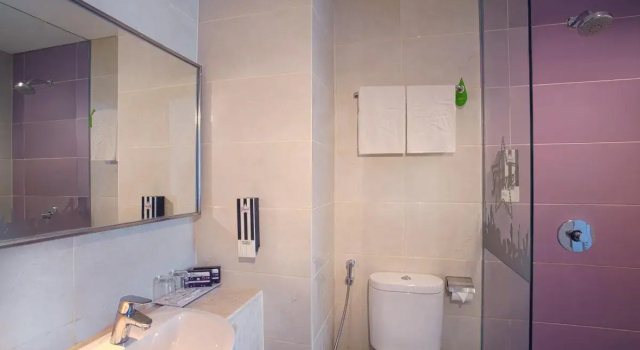 Superior Twin room Fame Hotel Gading Serpong