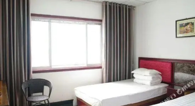 Juhai Hotel, Rezervovat Hotel Kchaj-feng Henan