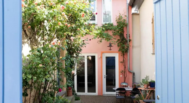 Апартаменты Klimatisiertes Loft im Herzen von Deidesheim