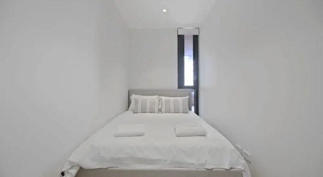 Brand New Fully Furnished Apartment near Macquarie Centre