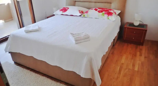 Apartment in Jasenice 42083, Rezervați Apartament Jasenice Zadar County