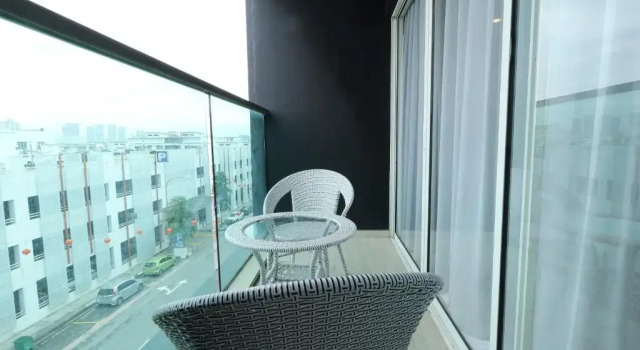Люкс с балконом Suite Dreamz Hotel