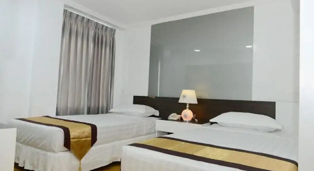 Suite Hotel My World
