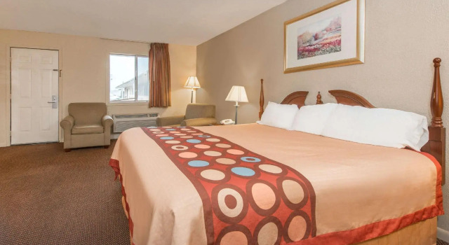 Двухместный номер Super 8 by Wyndham Centerville-Richmond