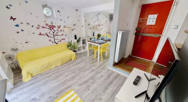 TriesteVillas Fancy Cosy House with Garden, Забронировать Апартаменты/квартира Триест Венеция-Джулия, рядом с Музей  Револтелла
