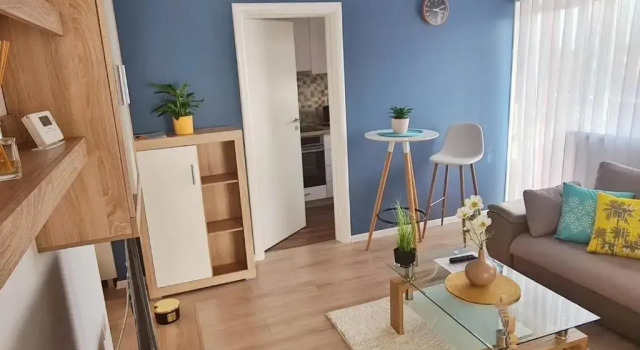 2 Bedrooms - Skyblue Central apartment, Varaa Huoneisto Oradea 