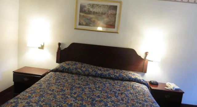 Eastwood Inn, Varaa Hotelli Hotellit Minnesota pysäköinnillä, Pysäköinti