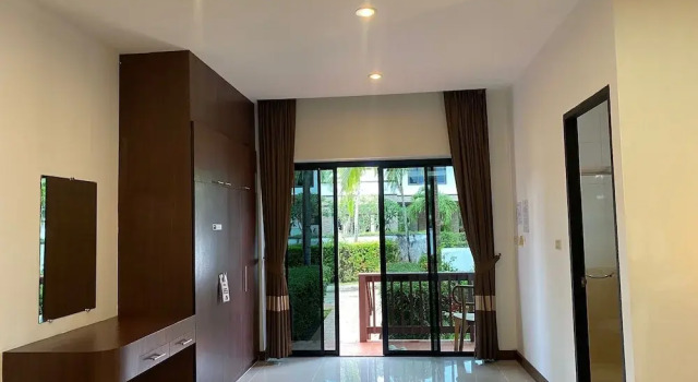 Номер Superior с балконом Rawai Grand House -SHA Plus