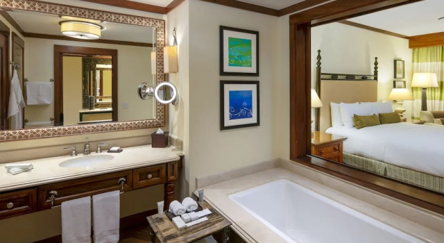 Двухместный номер Deluxe с балконом и с видом на бассейн JW Marriott Guanacaste Beach Resort