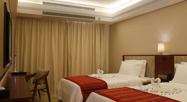 Отель Sanya Seacube Holiday