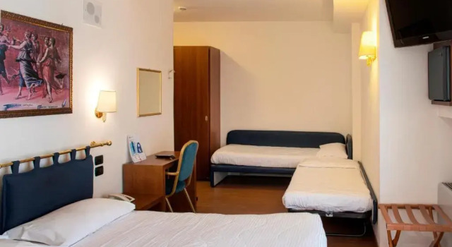 Двухместный номер Economy International Hotel & Suite