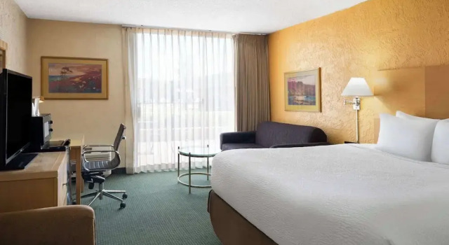 Deluxe Kahden hengen huone näkymä sisäpihalle The Arizona Riverpark Inn