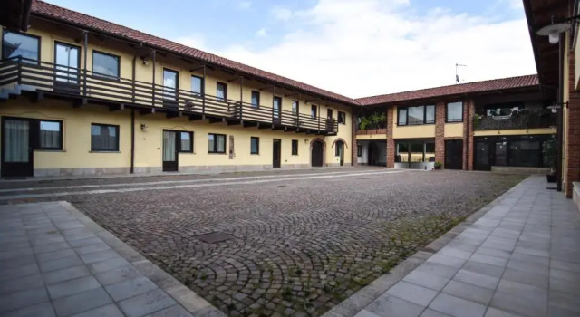 Cascina 6B-Appartamenti Turistici & Business, Забронировать Отель Сан-Маурицио-Канавезе Пьемонт