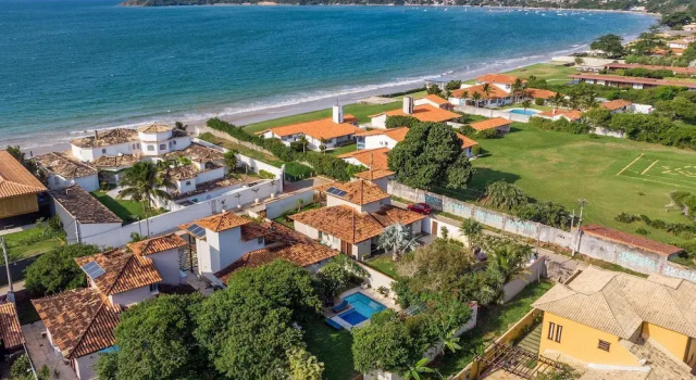 Коттедж Deluxe 40metros da Praia!Linda casa c/ piscina privativa! BZ26