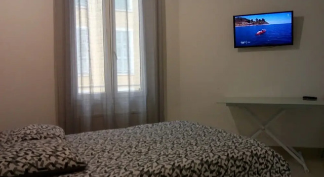 Promenade - Vacances Mer et Sea Shopping, Забронировать Отель Ницца Приморские Альпы, рядом с Набережная Соединенных Штатов